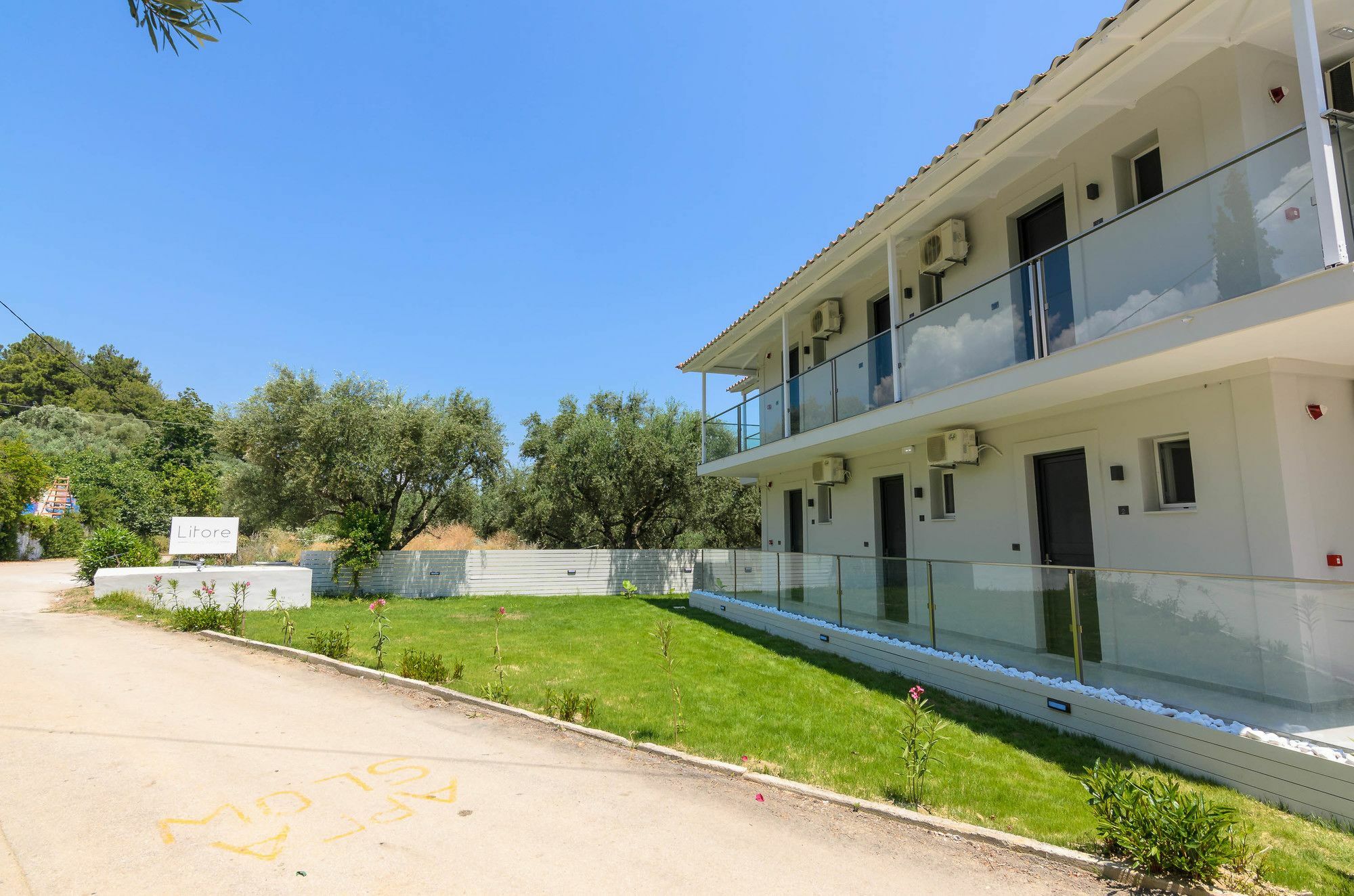 Litore Luxury Living Laganas Exterior photo